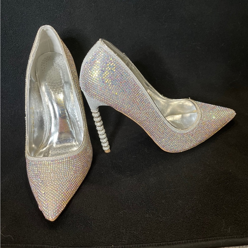 azalea wang heels silver stiletto rhinestone glitter sparkle size 7.5